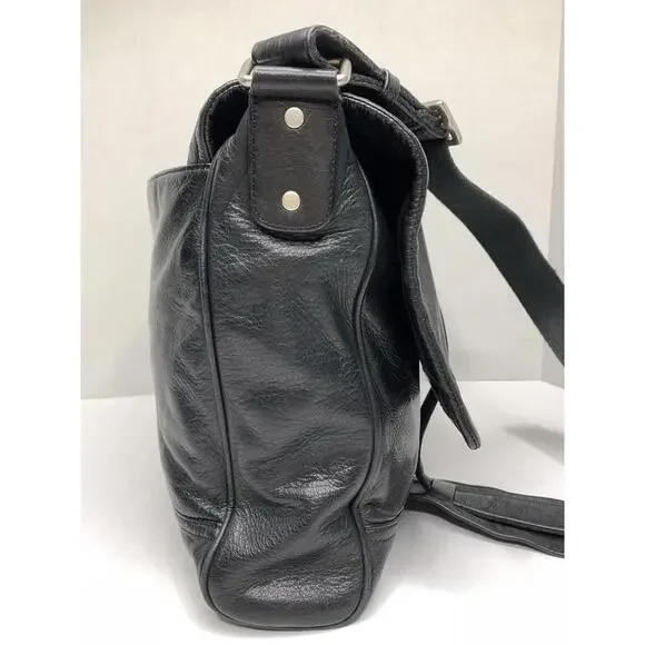 Levenger Black Large Leather Flap Messenger Commuter Bag P81 - Picture 5 of 15